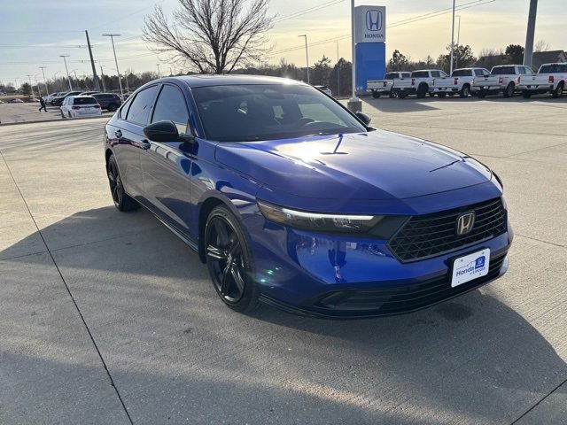 Certified 2025 Honda Accord Sport image 3