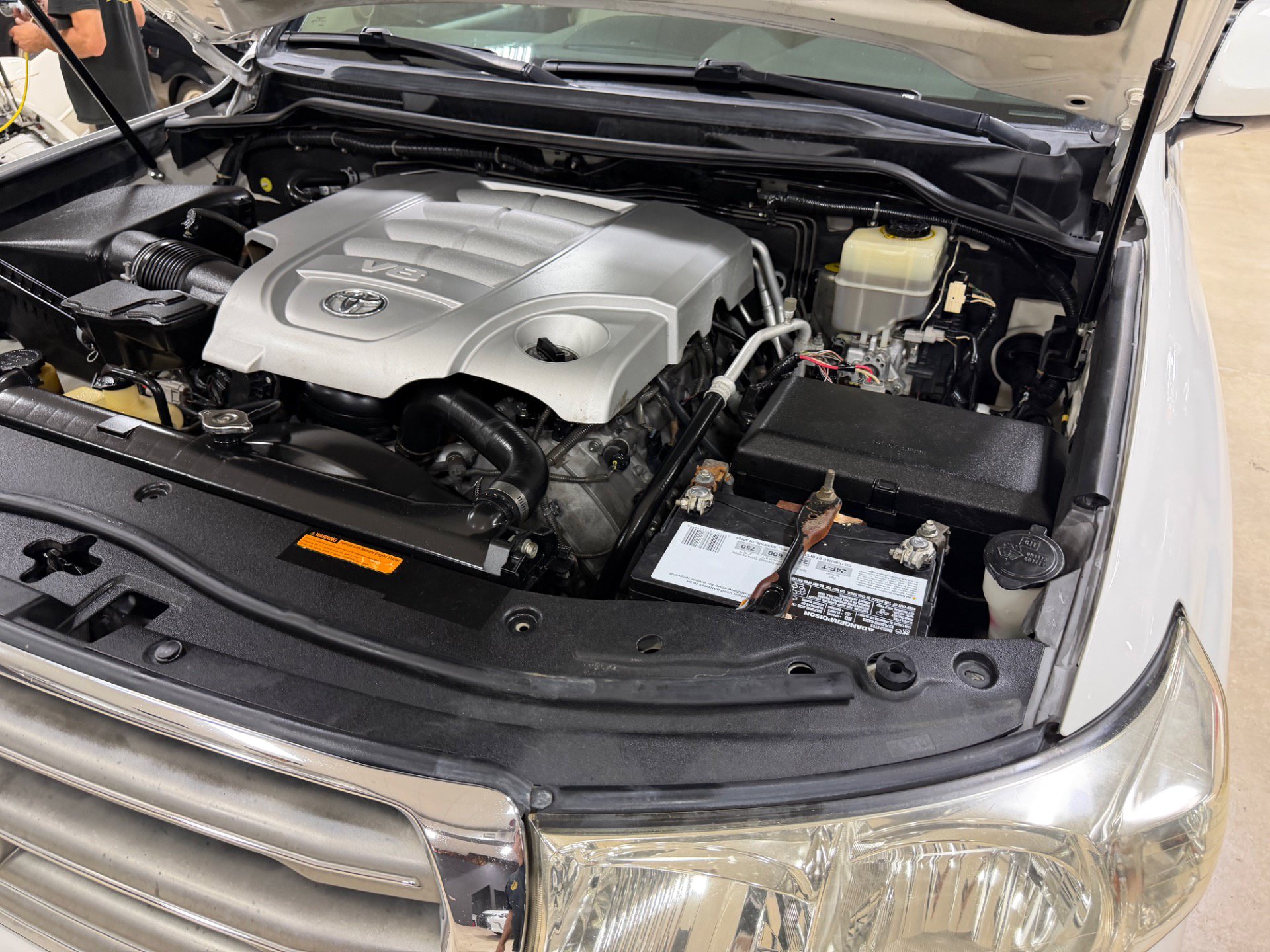 Used 2009 Toyota Land Cruiser w/ Upgrade Pkg AWD/4WD image 29