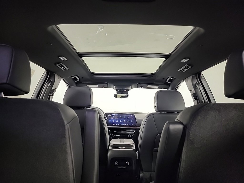 New 2026 Chevrolet Traverse Z71 w/ Driver Confidence Package image 21