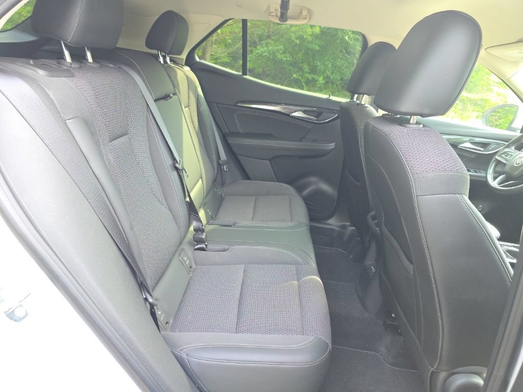 Used 2022 Buick Envision Preferred FWD image 16