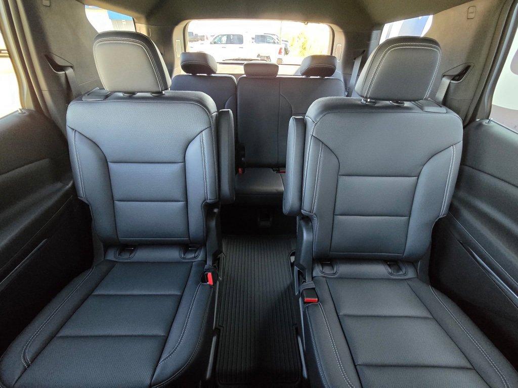 New 2026 Chevrolet Traverse LT image 30