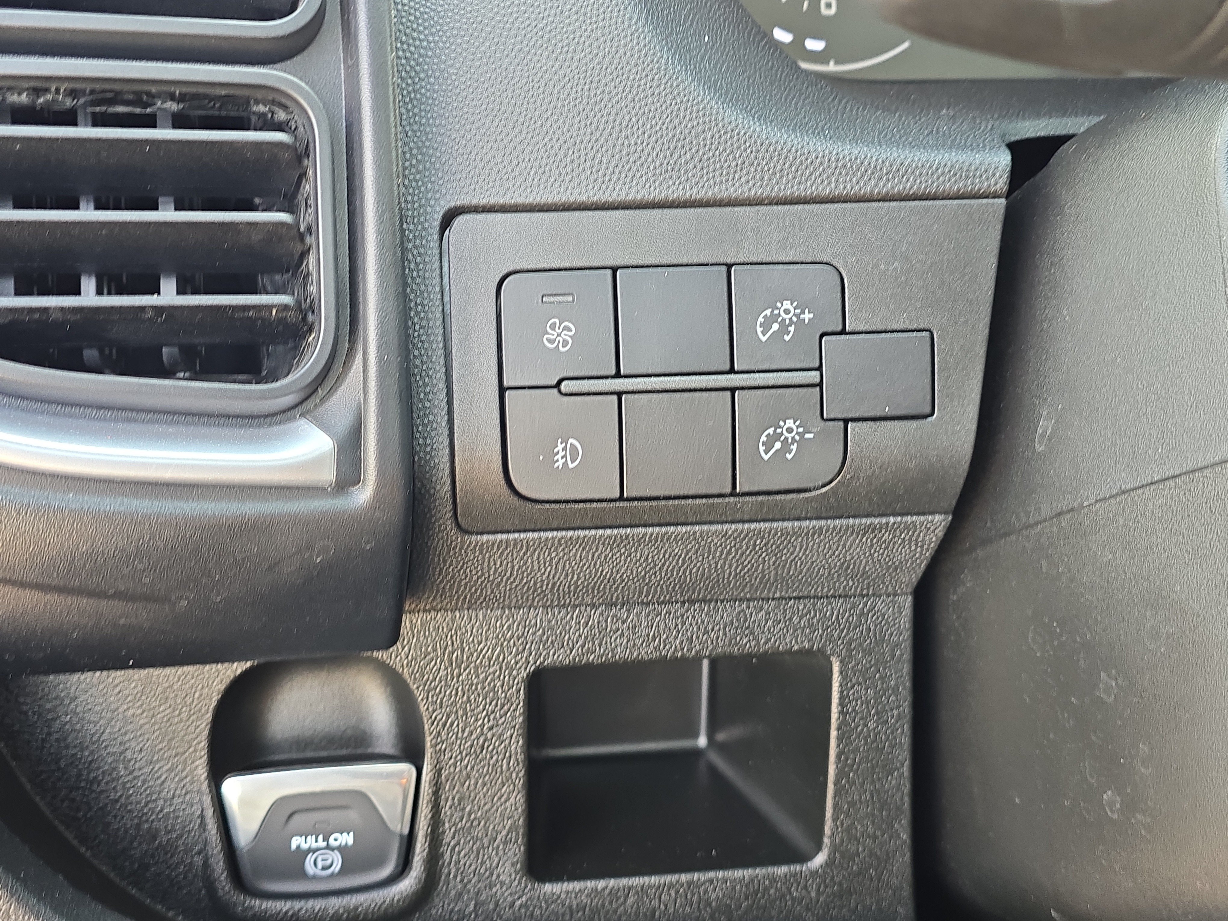 Used 2026 RAM ProMaster 3500 w/ Quick Order Package 22G SLT FWD image 14