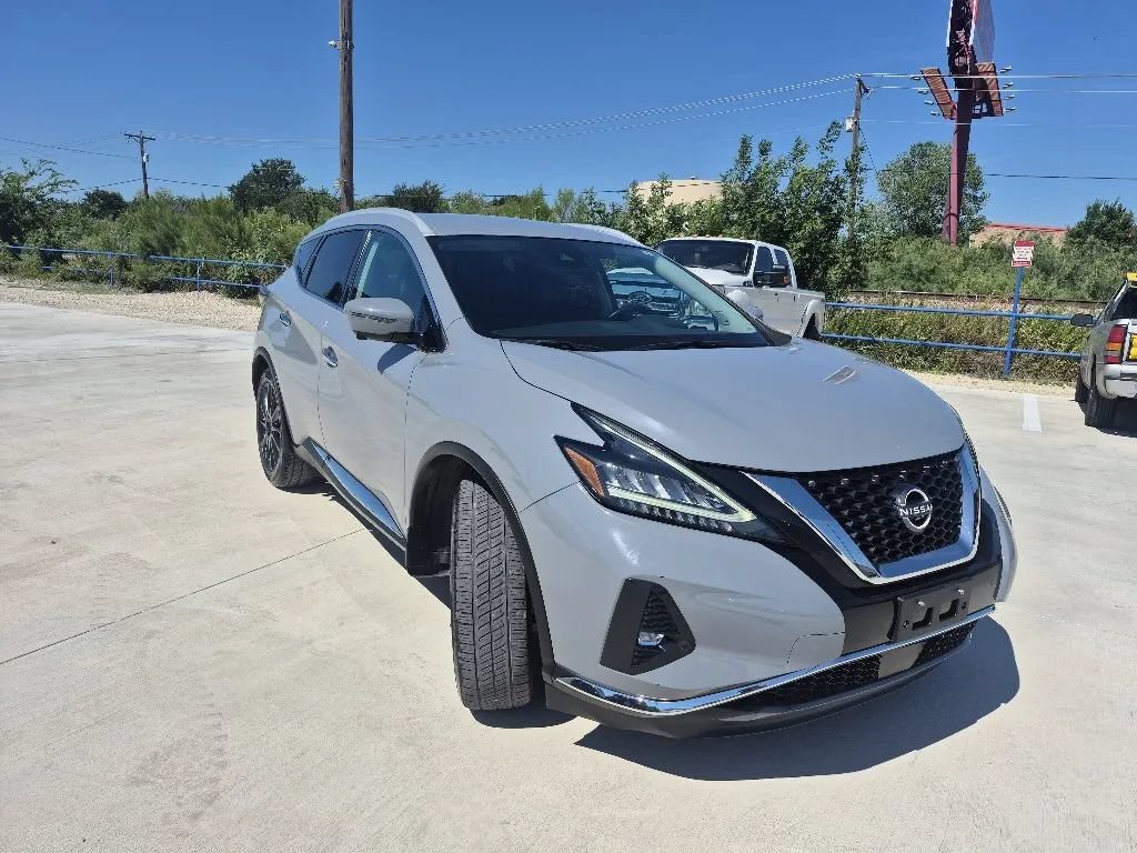 Used 2023 Nissan Murano SL w/ Cargo Package FWD image 4