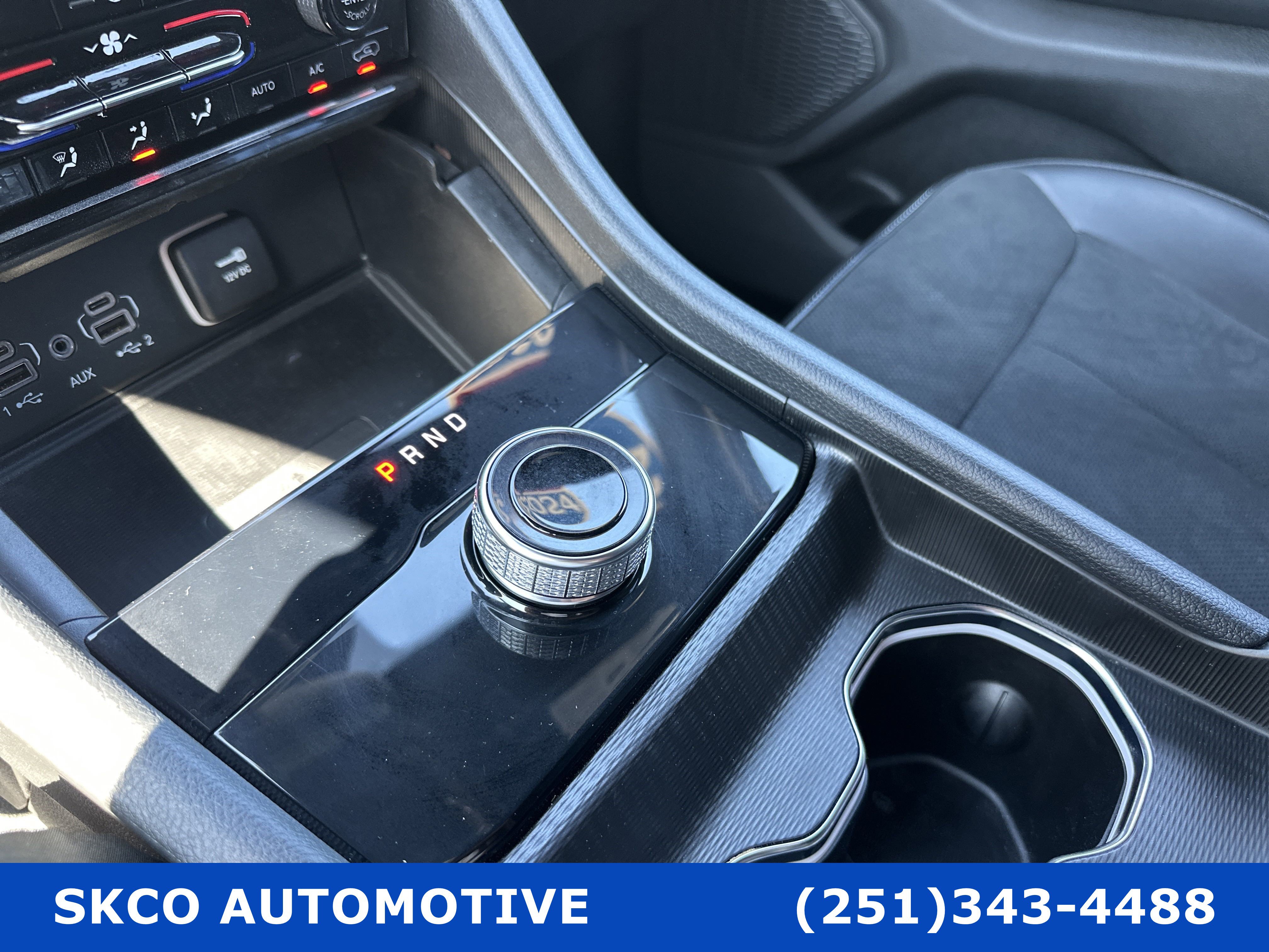 Used 2024 Jeep Grand Cherokee Altitude image 23