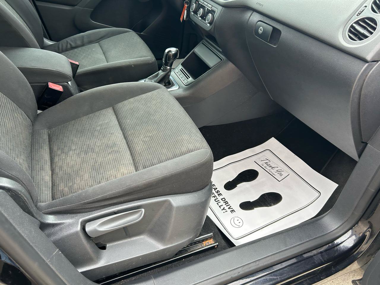 Used 2012 Volkswagen Tiguan S FWD image 12
