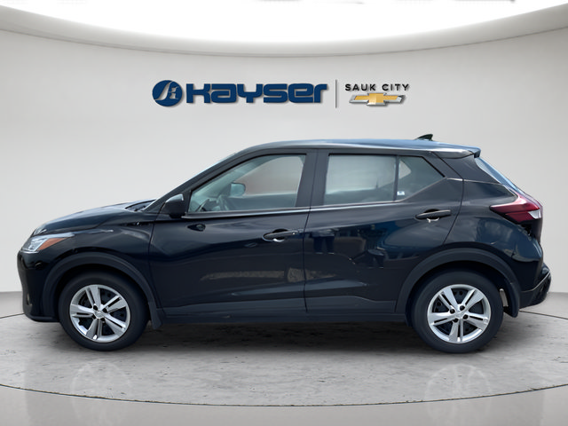 Used 2024 Nissan Kicks S FWD image 4
