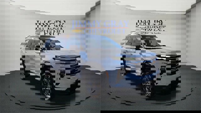 New 2026 Chevrolet Traverse LT w/ Driver Confidence Package image 1