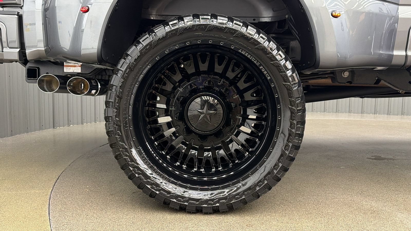Used 2026 Ford F450 Platinum w/ FX4 Off-Road Package AWD/4WD image 11