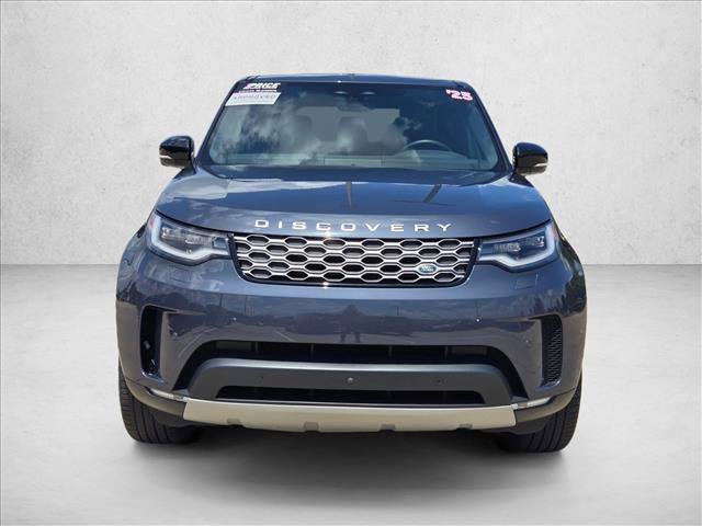 Certified 2025 Land Rover Discovery S AWD/4WD image 2