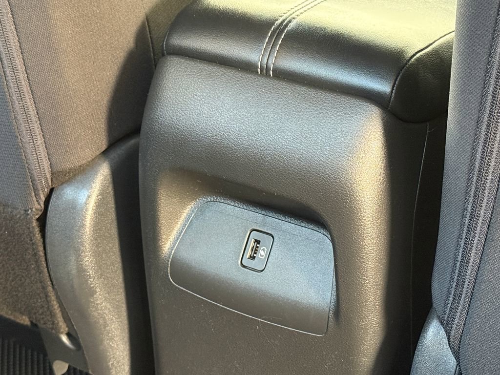 Used 2020 Nissan Sentra SV FWD image 17