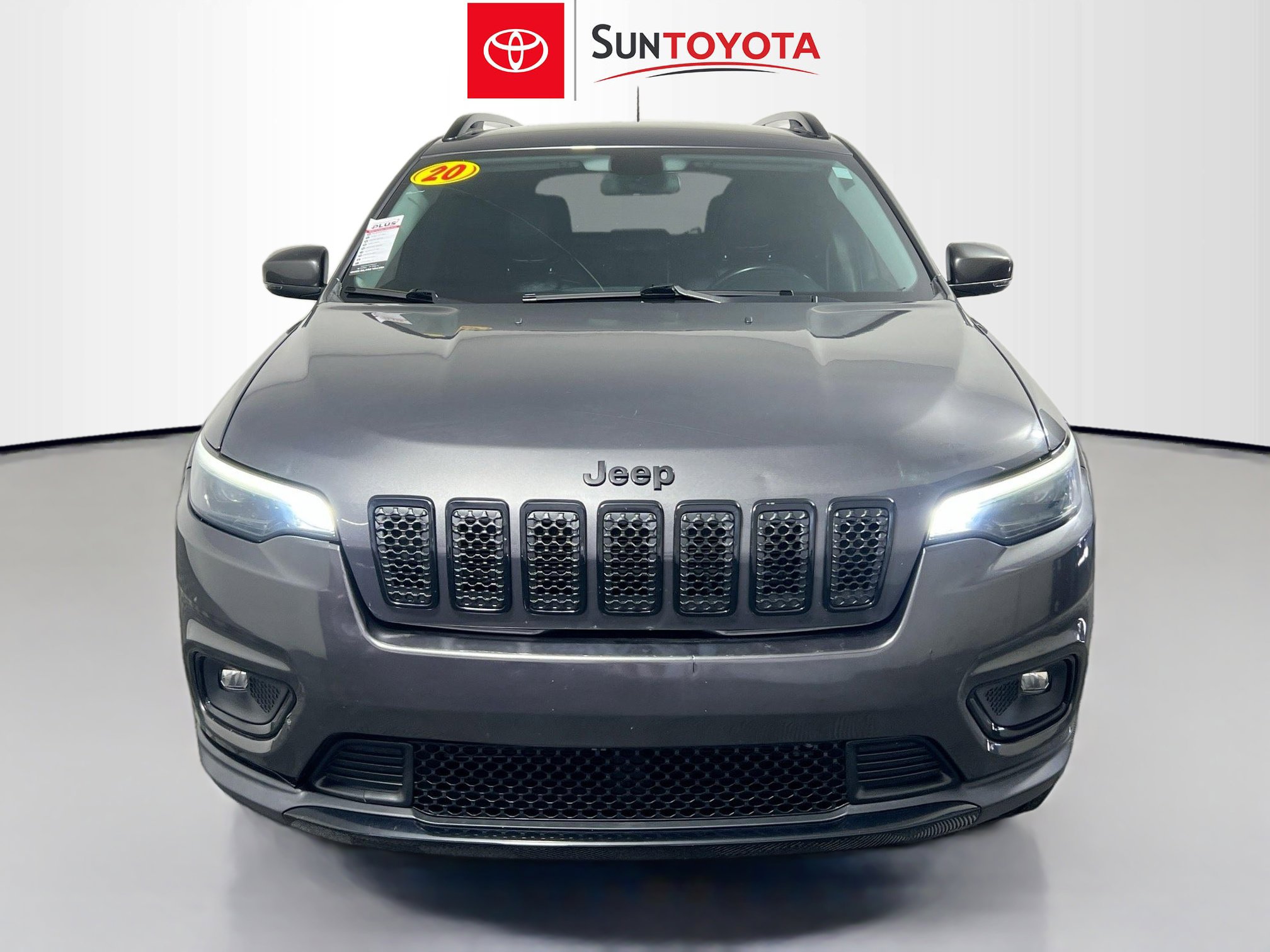 Used 2020 Jeep Cherokee Latitude Plus image 10