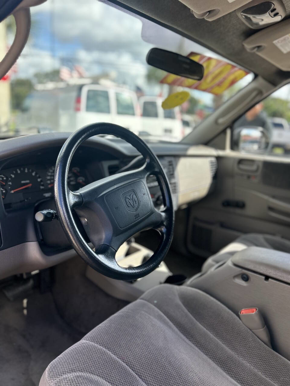Used 2004 Dodge Dakota SLT image 10