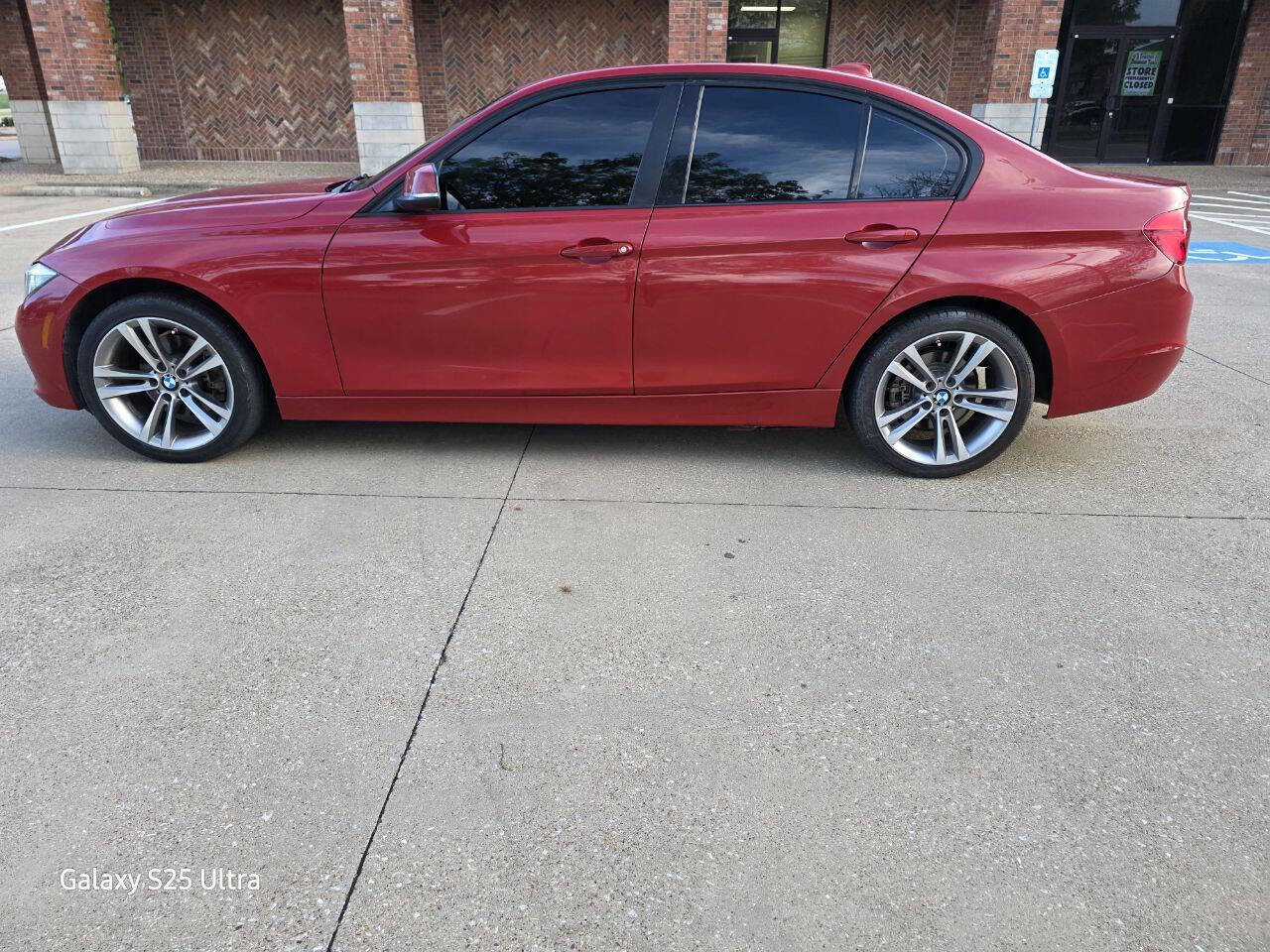Used 2017 BMW 320i Sedan image 8