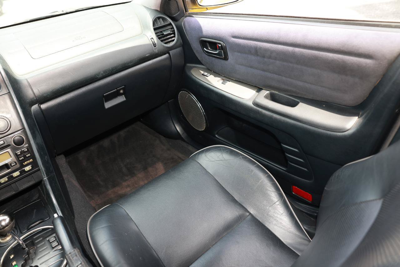 Used 2003 Lexus IS 300 w/ Power & Leather Pkg RWD image 22