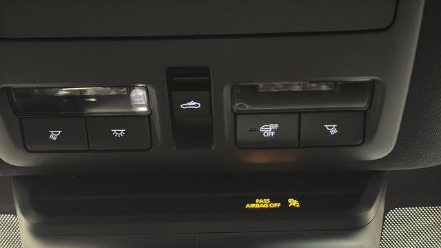 Used 2024 MAZDA CX-90 Plug-In Hybrid w/ Premium Plus image 18