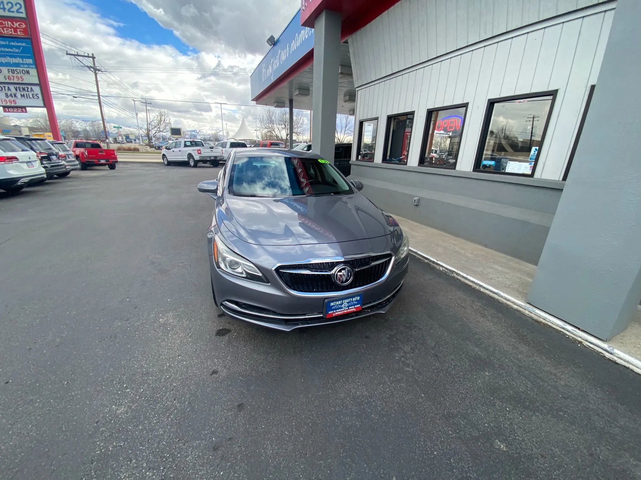 Used 2018 Buick LaCrosse Essence image 30