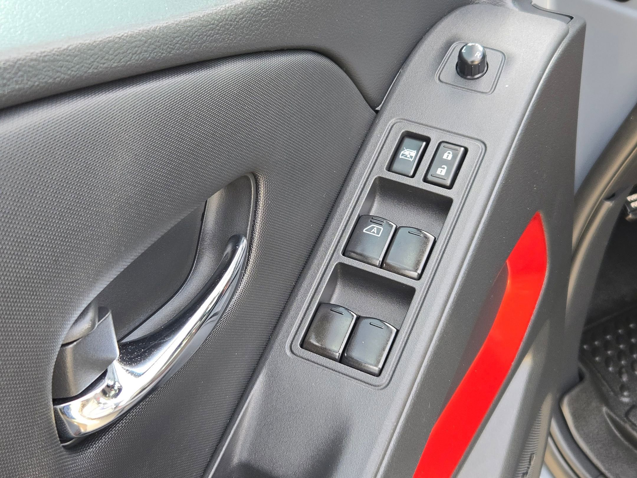 Used 2024 Nissan Frontier Pro-X w/ Pro Premium Package image 13