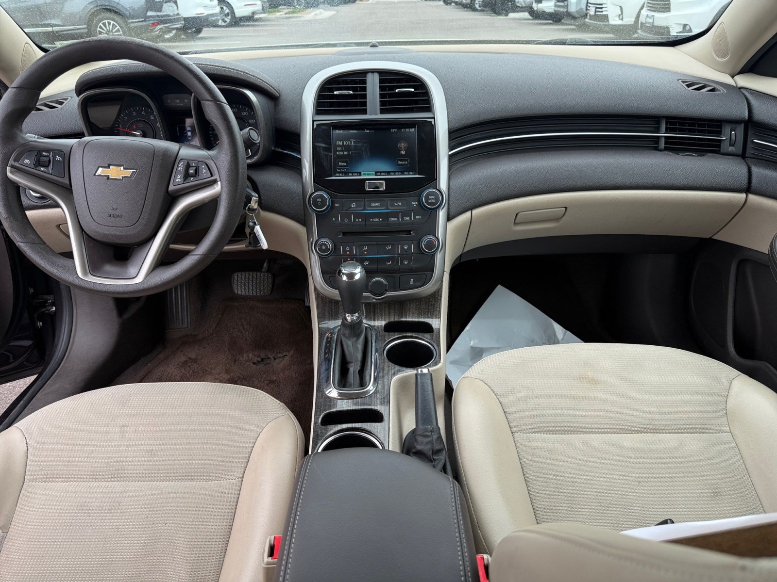 Used 2015 Chevrolet Malibu LT FWD image 19