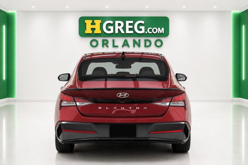 Used 2026 Hyundai Elantra Sport FWD image 7