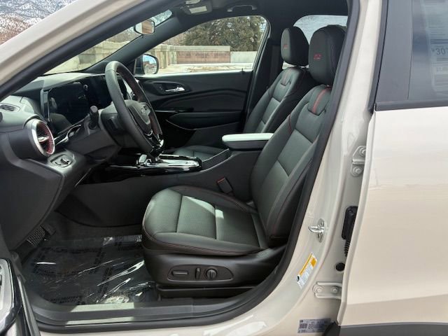 New 2026 Chevrolet Trax RS w/ Driver Confidence Package image 11