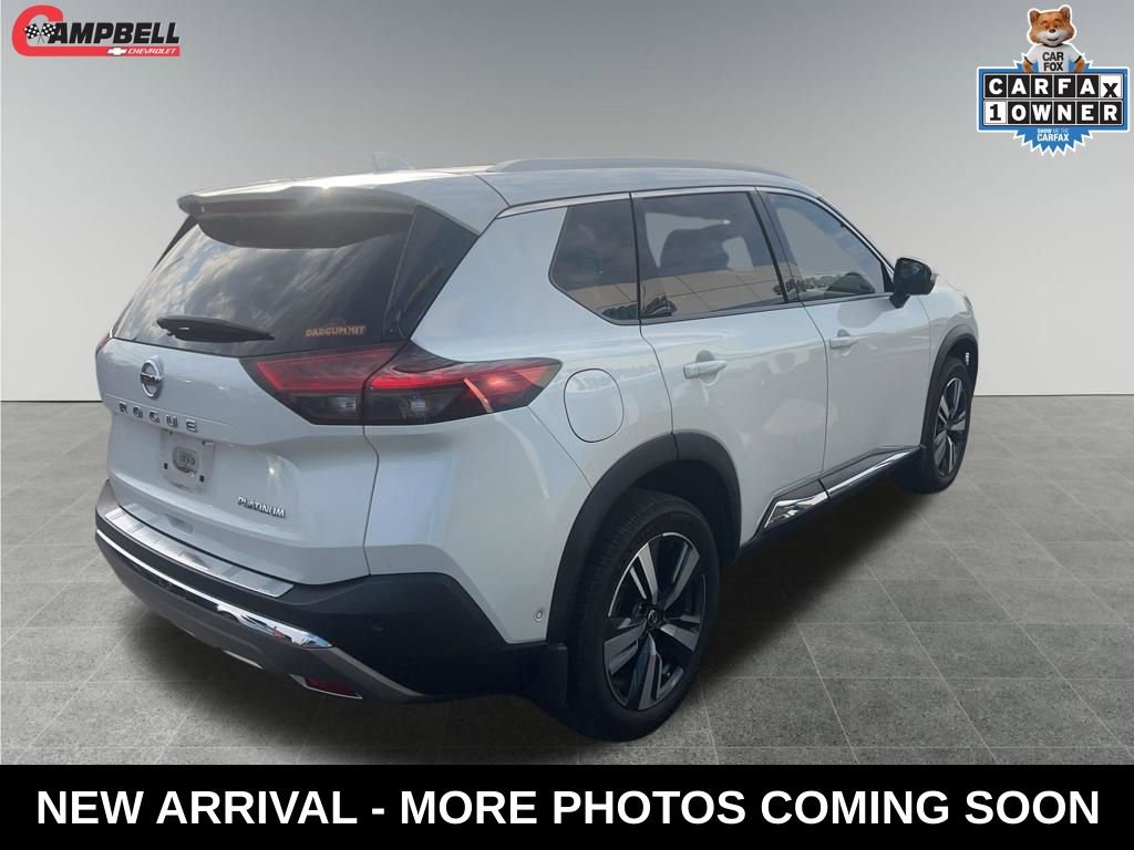 Used 2021 Nissan Rogue Platinum image 5