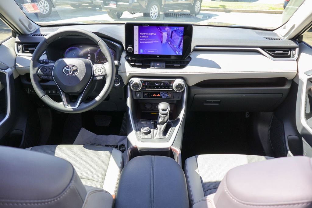 Used 2025 Toyota RAV4 Limited w/ Advanced Technology Package image 7