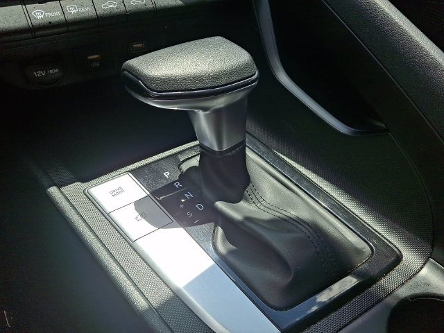 Used 2023 Hyundai Elantra SEL FWD image 14