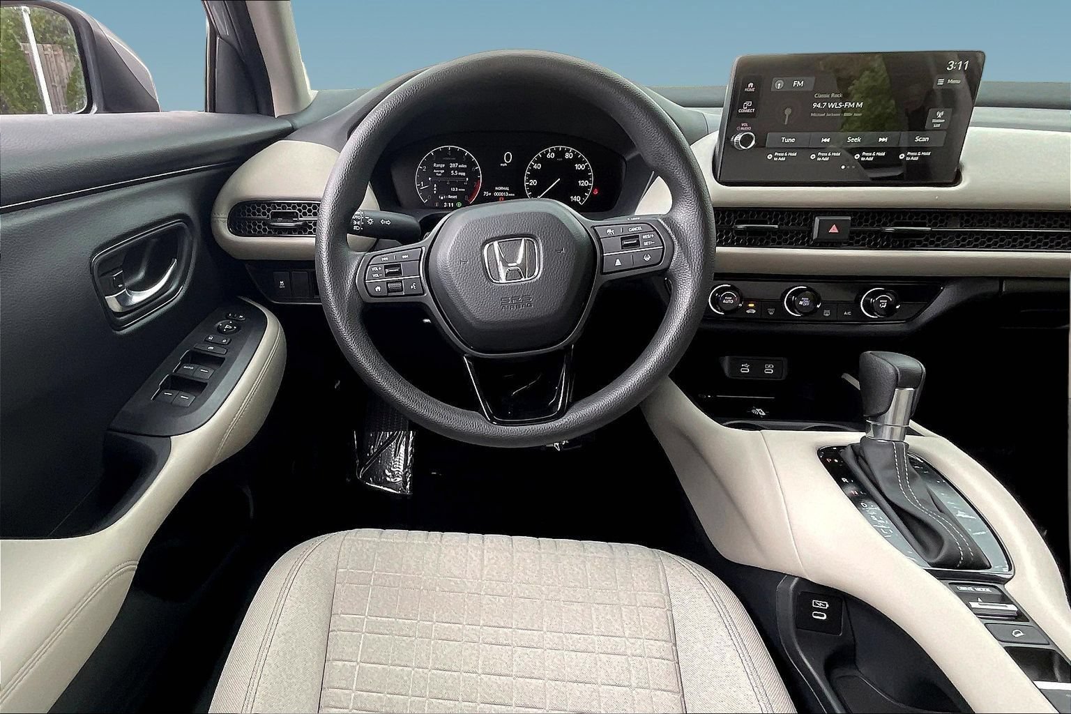 Used 2026 Honda HR-V LX image 8