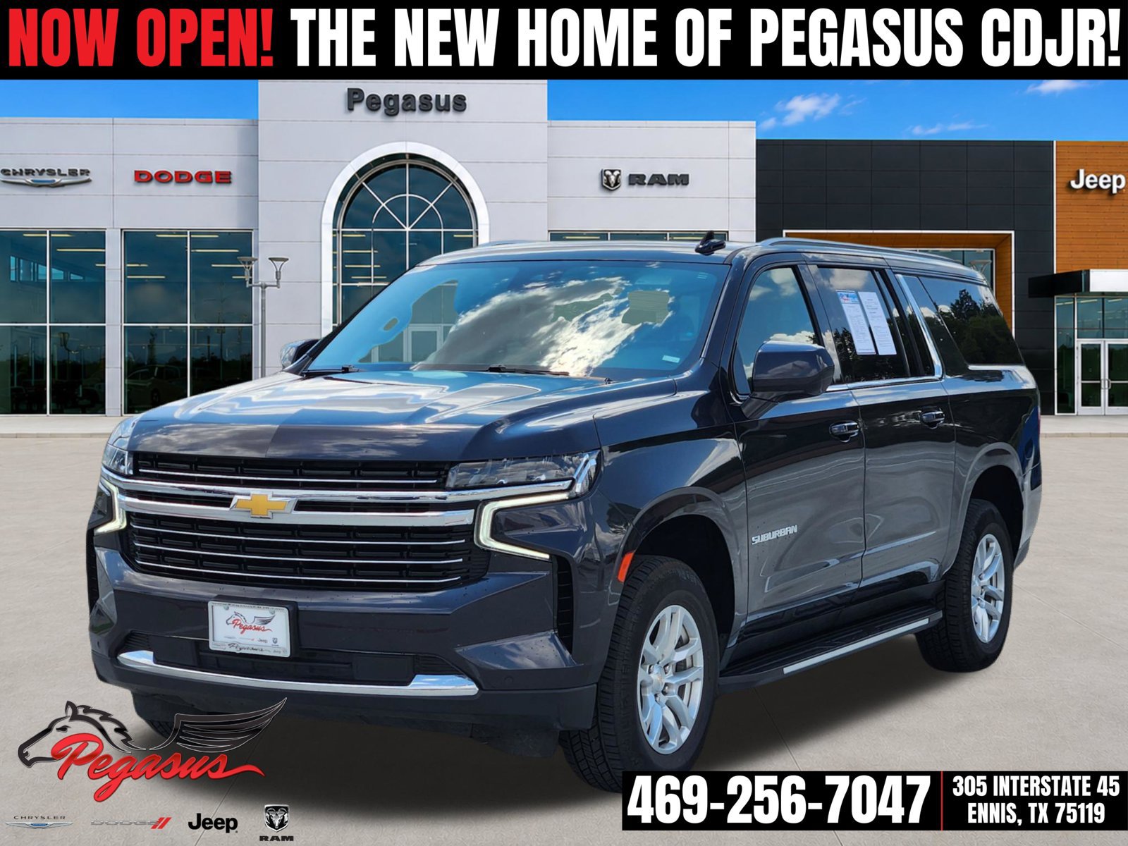 Used 2024 Chevrolet Suburban LT AWD/4WD image 2