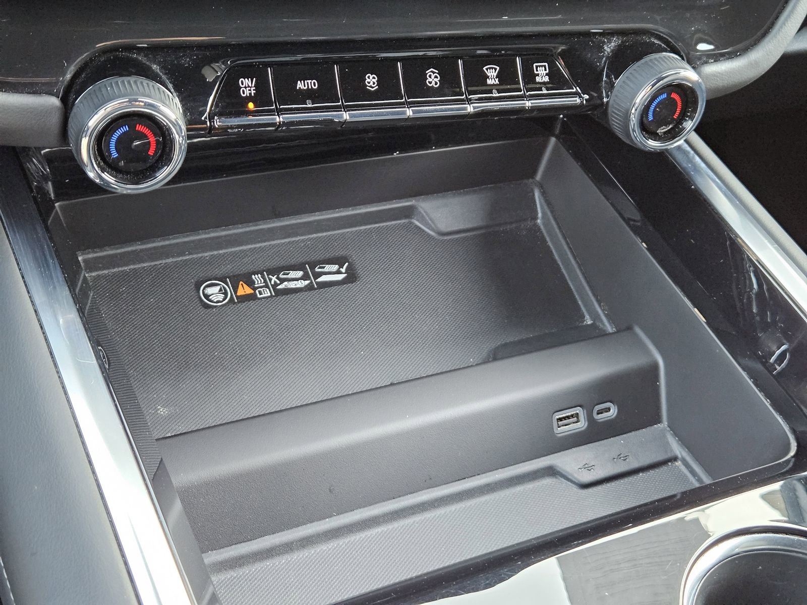 Certified 2025 Chevrolet Tahoe LT image 22
