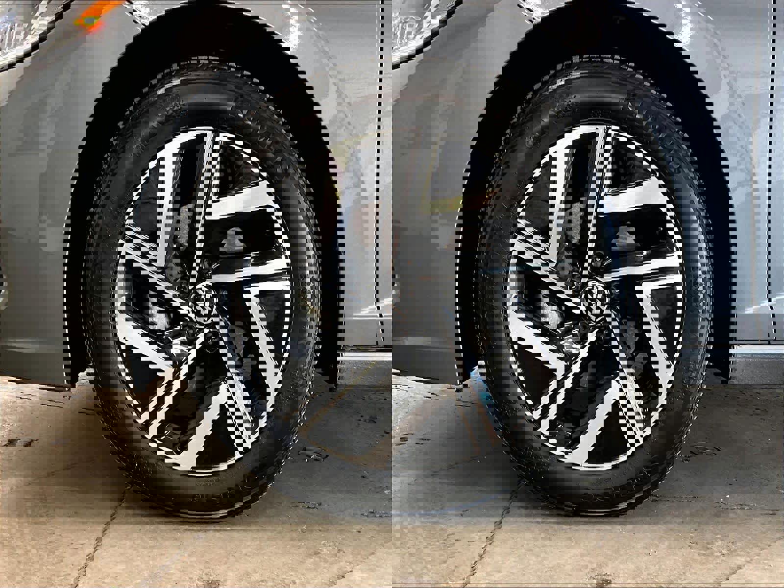 Used 2024 Volkswagen Jetta SEL image 12