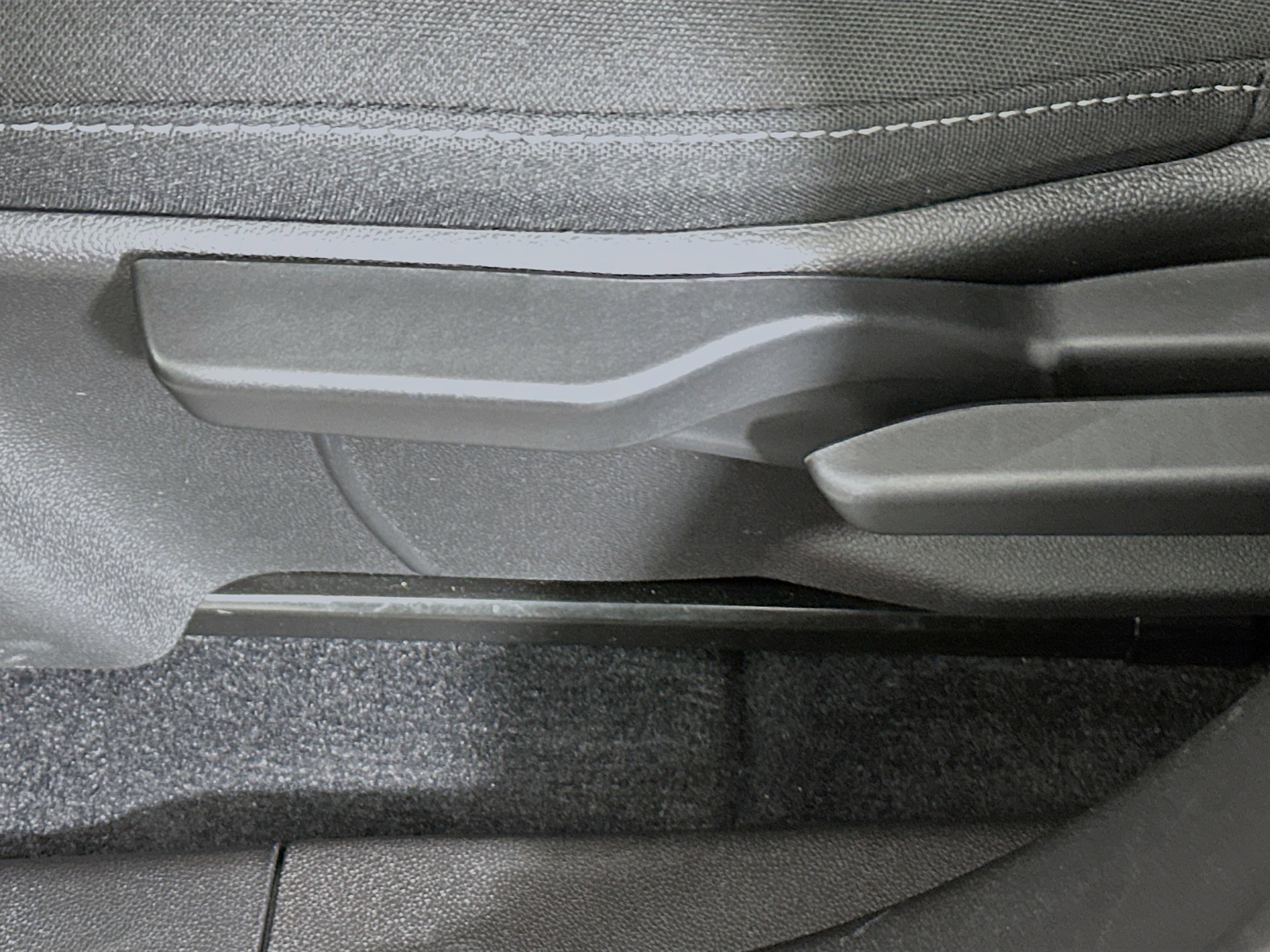 Used 2025 Chevrolet Equinox EV LT image 13