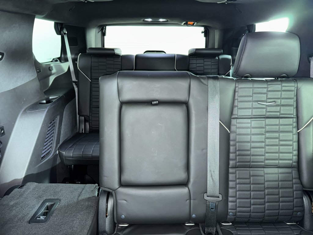 Used 2021 Cadillac Escalade Sport Platinum AWD/4WD image 7