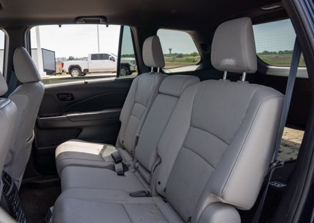 Used 2023 Honda Passport Elite image 14