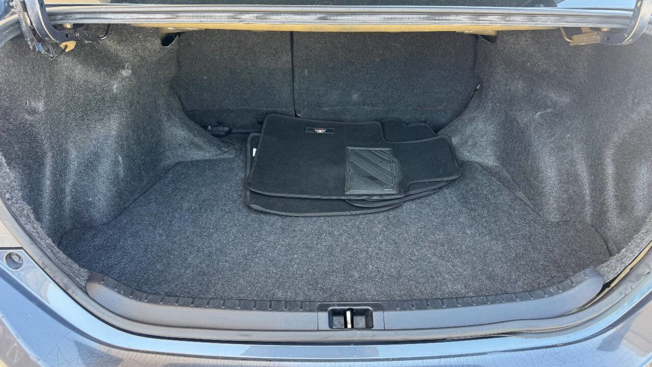 Used 2019 Toyota Corolla LE image 20