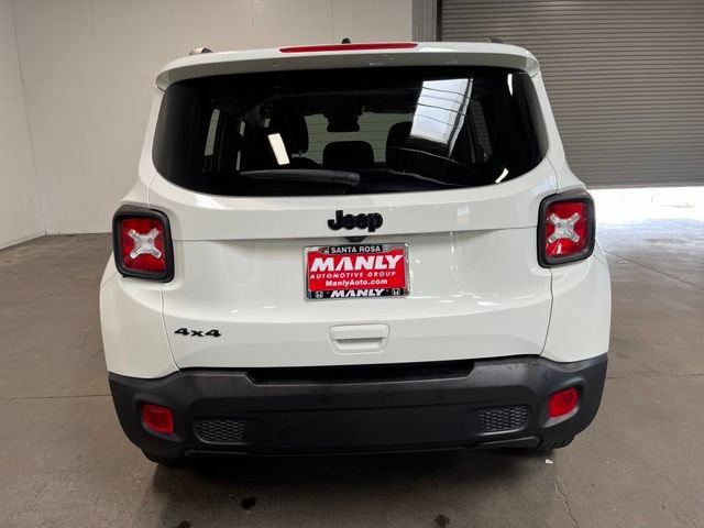 Used 2023 Jeep Renegade Latitude AWD/4WD image 4