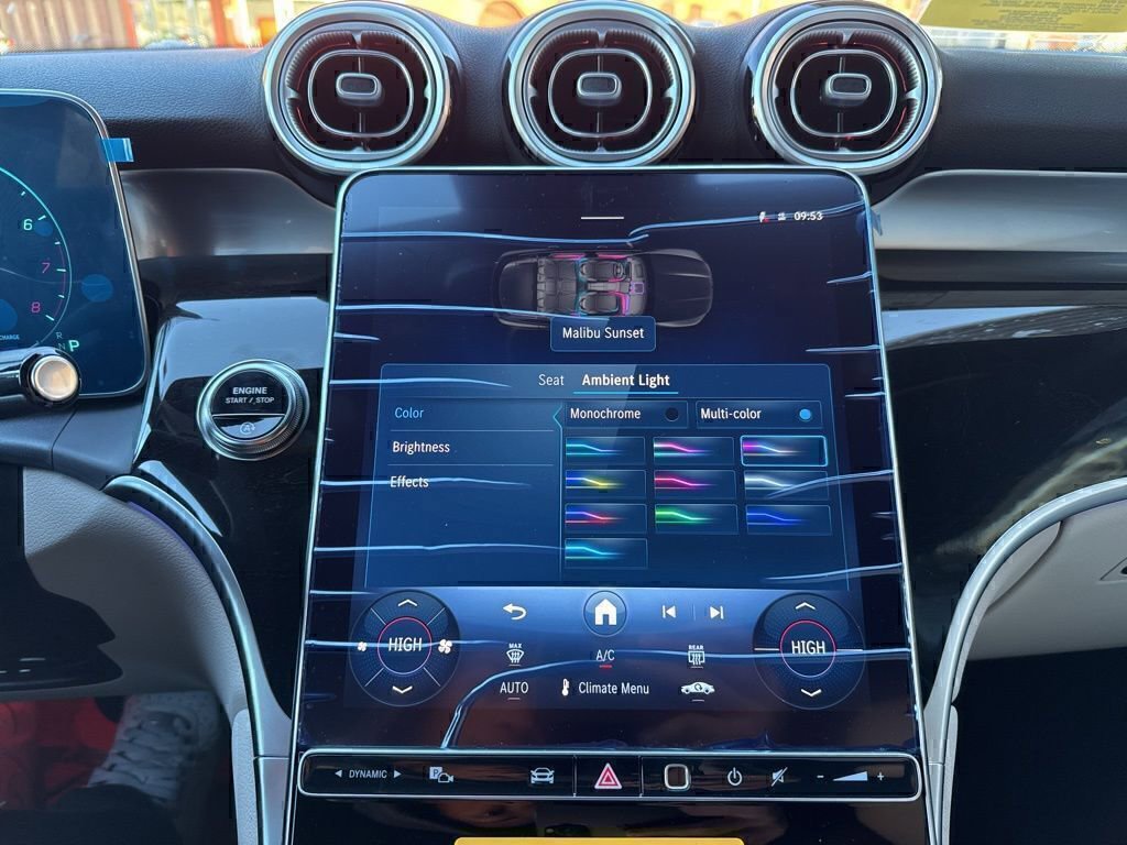 New 2026 Mercedes-Benz GLC 300 4MATIC image 32