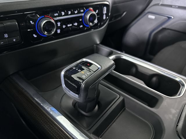 Used 2025 Chevrolet Silverado 1500 LT Trail Boss AWD/4WD image 16