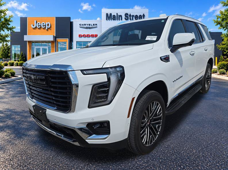 Used 2025 GMC Yukon Elevation w/ LPO, Elevation Black Package AWD/4WD image 1