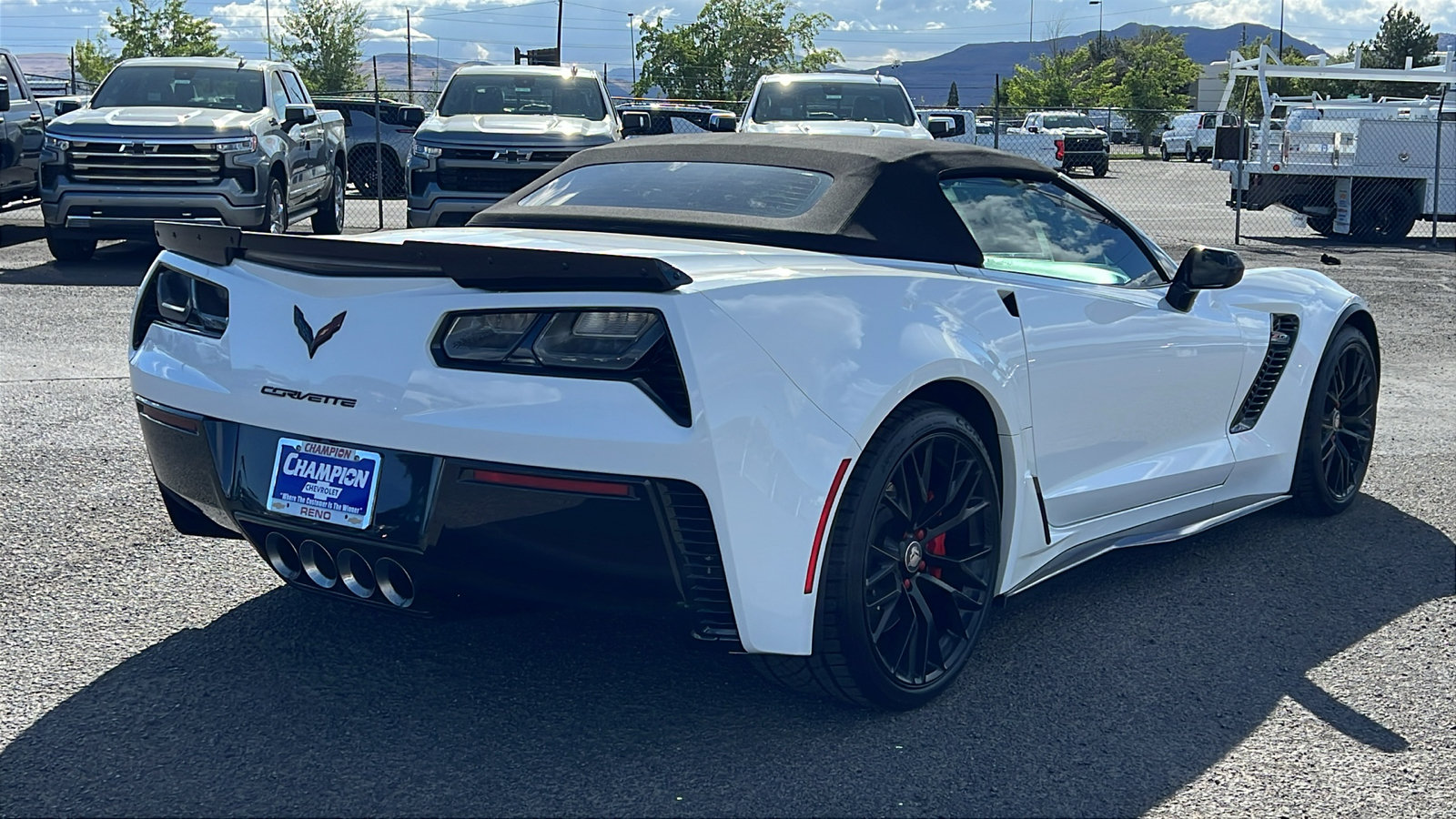Certified 2015 Chevrolet Corvette Z06 w/ 3LZ Preferred Equipment Group RWD image 5