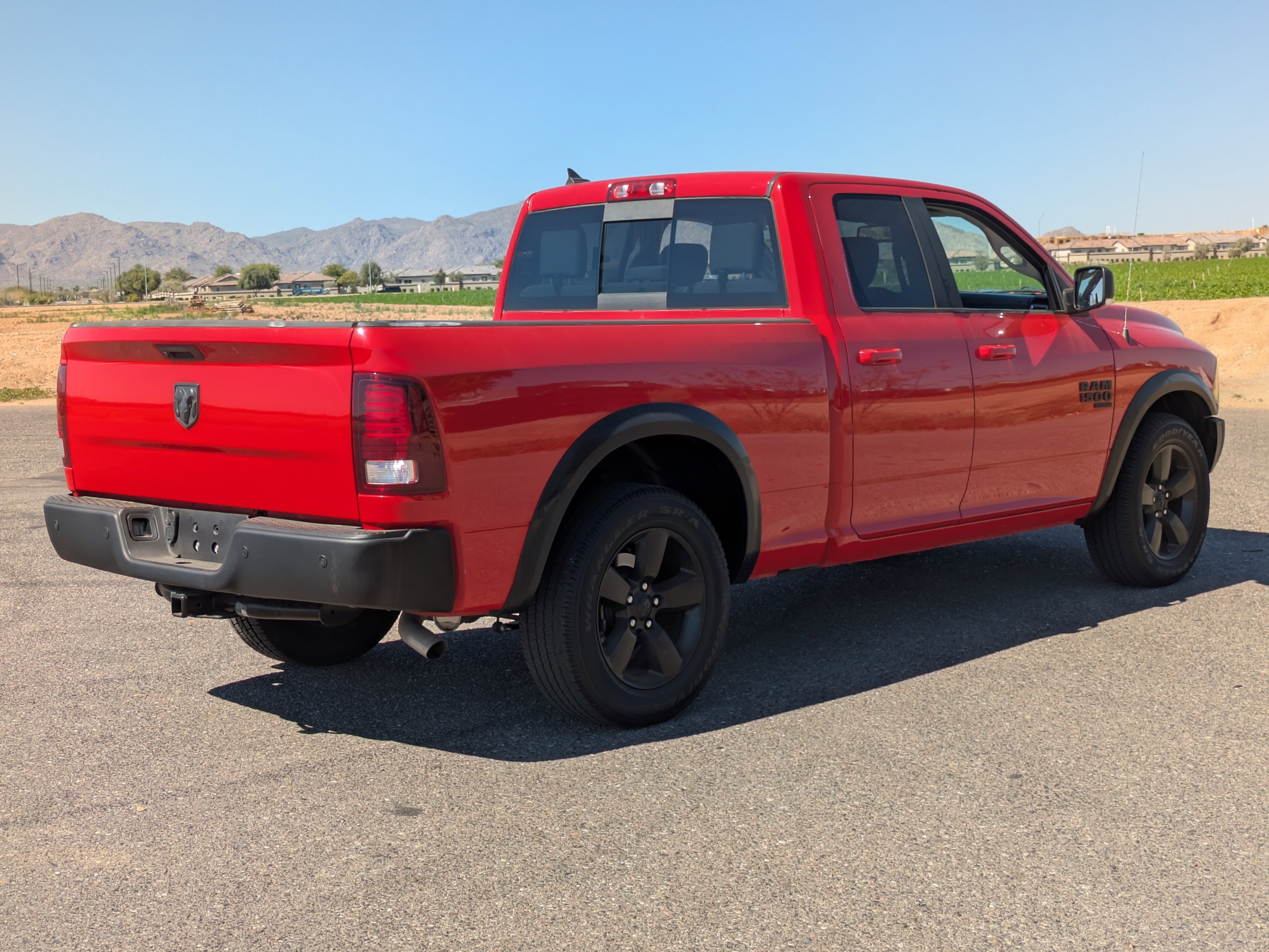 Used 2019 RAM 1500 Classic Warlock w/ Luxury Group image 3