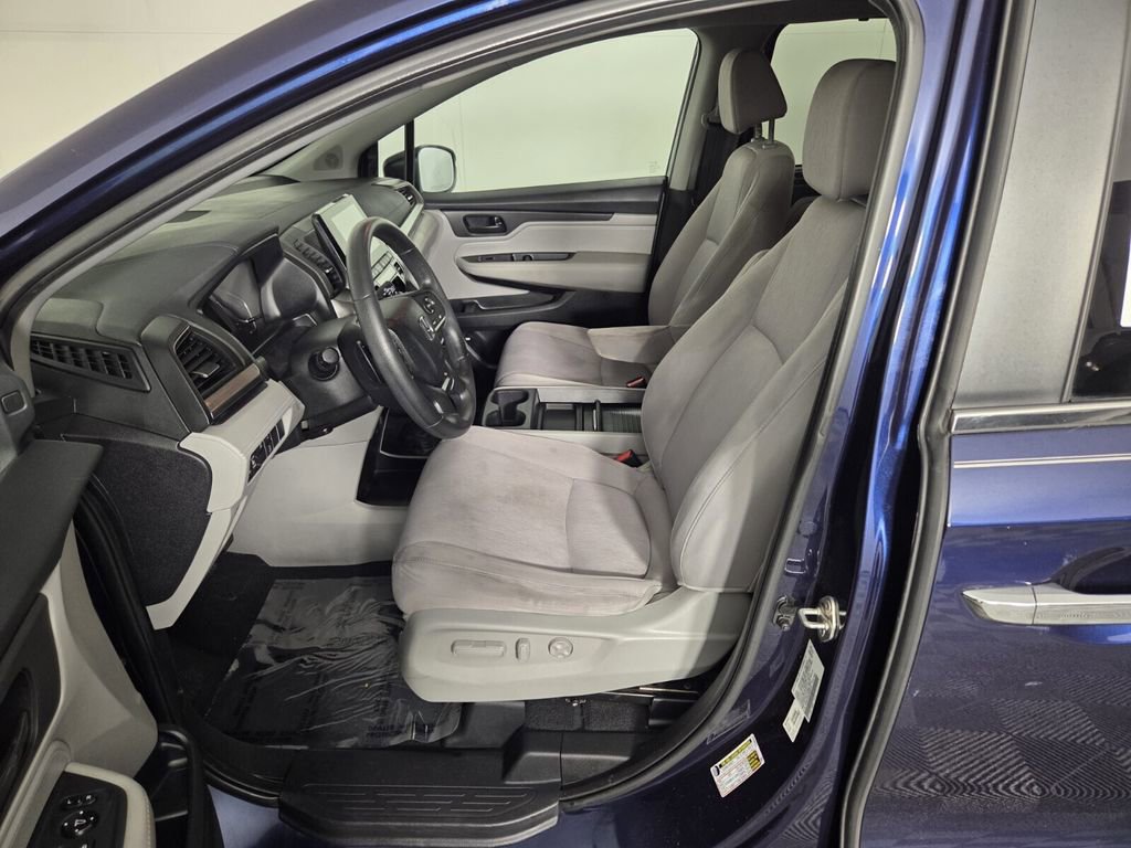 Used 2019 Honda Odyssey EX image 11