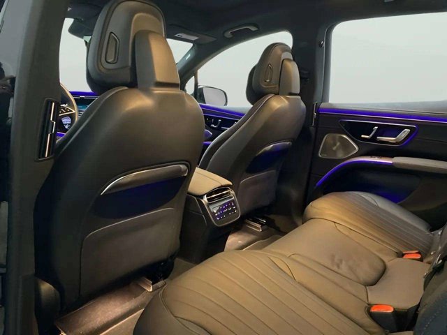Used 2024 Mercedes-Benz EQS 450+ SUV w/ Exclusive Trim Package image 21