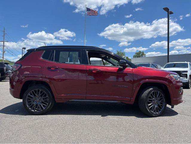Used 2022 Jeep Compass High Altitude AWD/4WD image 5