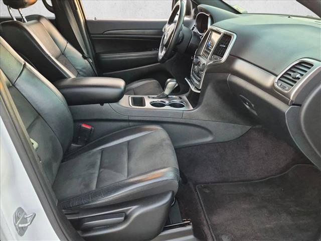 Used 2018 Jeep Grand Cherokee Altitude RWD image 22