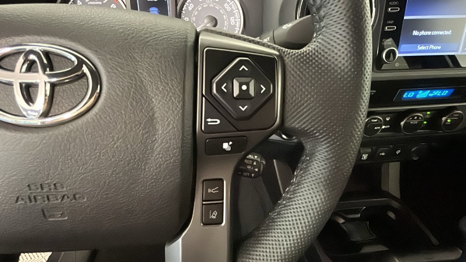 Used 2021 Toyota Tacoma TRD Off-Road AWD/4WD image 20