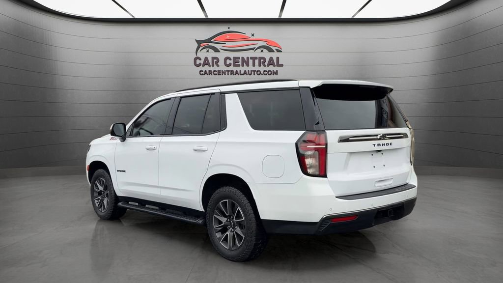 Used 2022 Chevrolet Tahoe Z71 w/ Luxury Package image 3