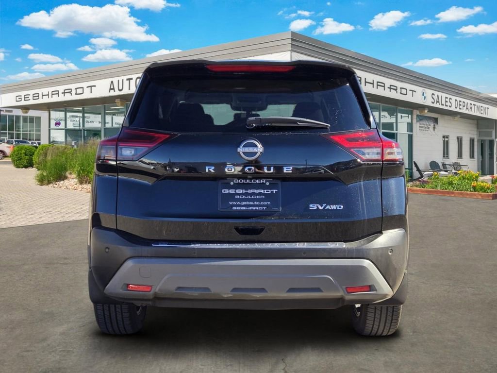 Used 2022 Nissan Rogue SV image 6