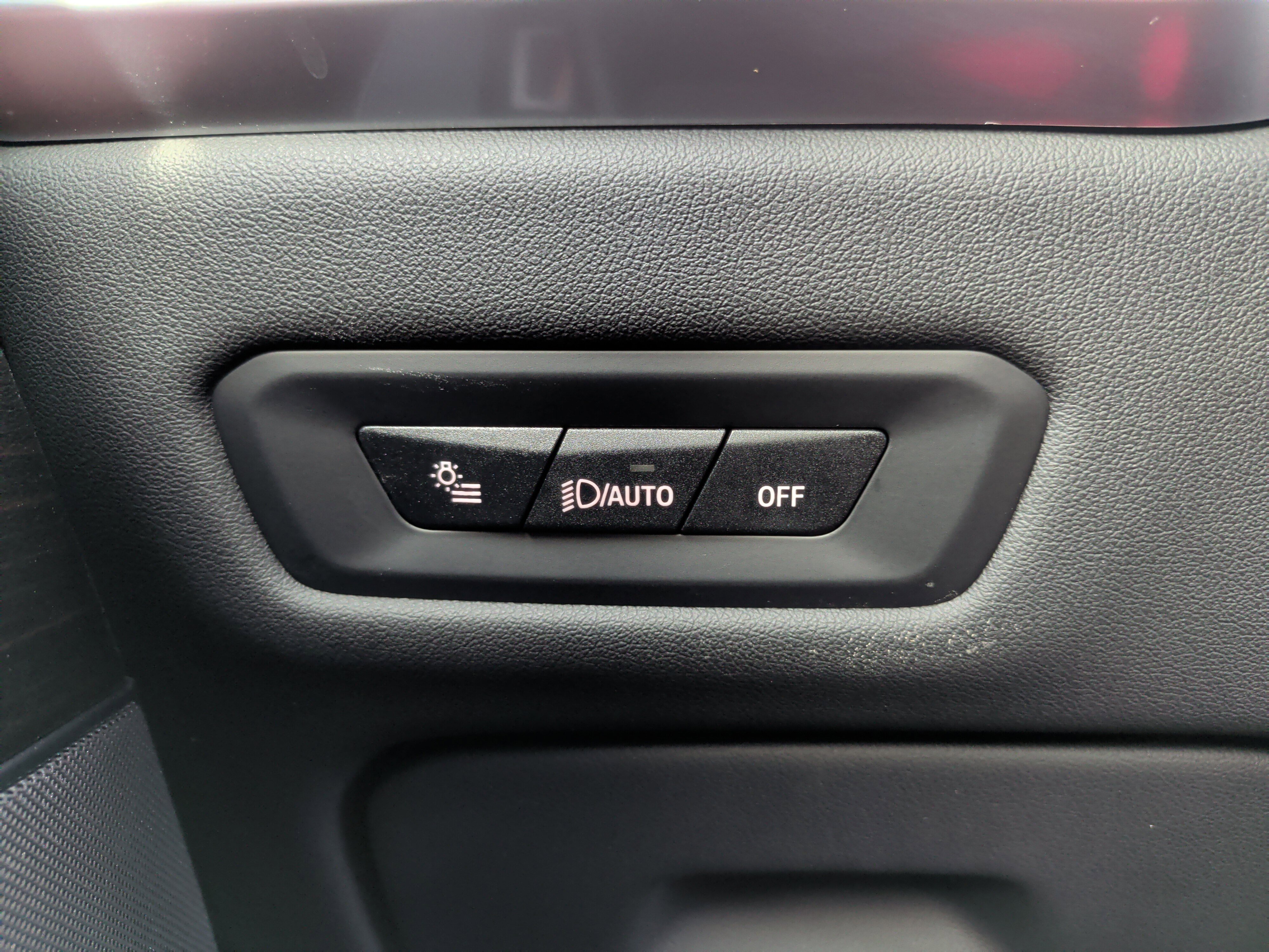 Certified 2025 BMW X5 M60i w/ Climate Comfort Package image 24