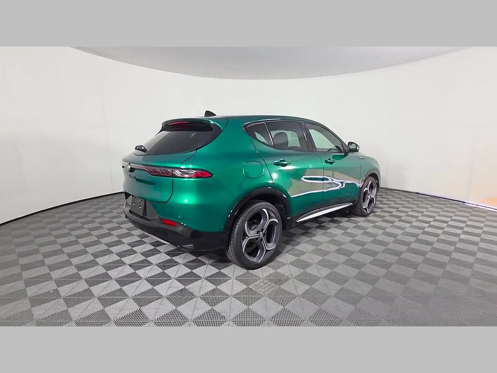 New 2026 Alfa Romeo Tonale w/ Active Assist Package AWD/4WD image 26